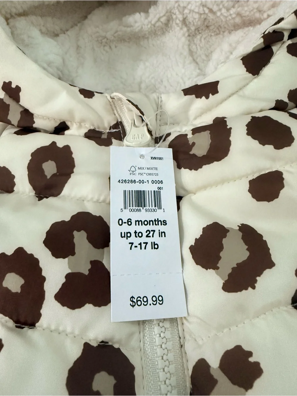 GAP puffer jacket NWT 0/6 month